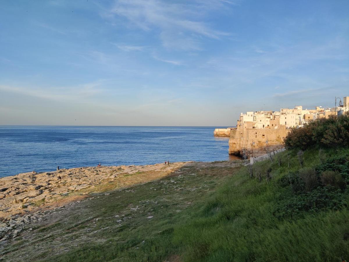 פולינאנו א מארה Dofely - Suite By The Sea מראה חיצוני תמונה